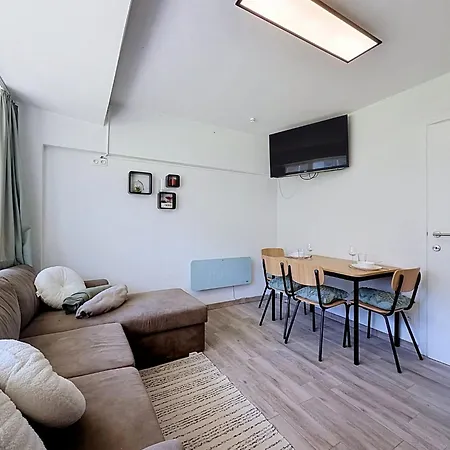 Hyacint With Parking By Interhome شقة